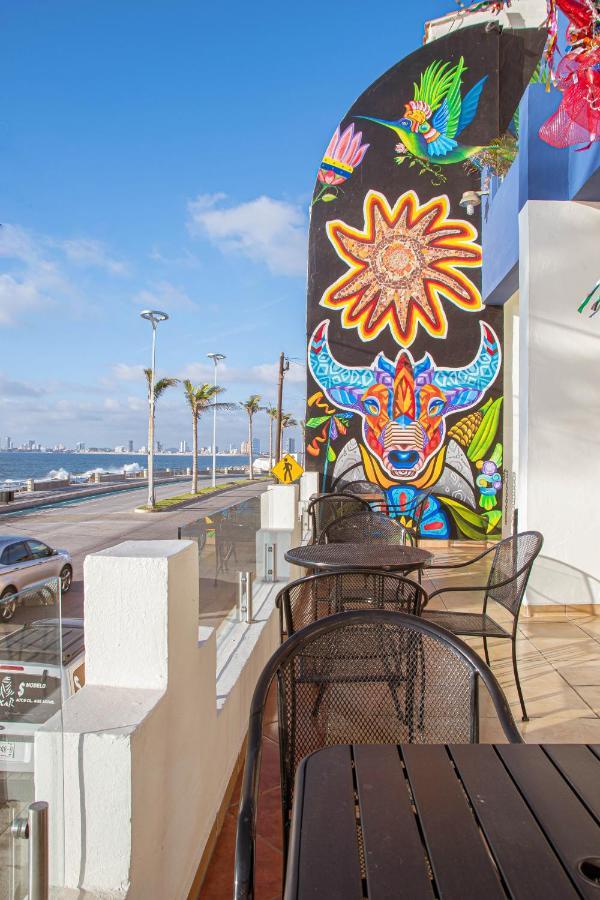 Departamentos Claussen Hotel Mazatlan Exterior photo